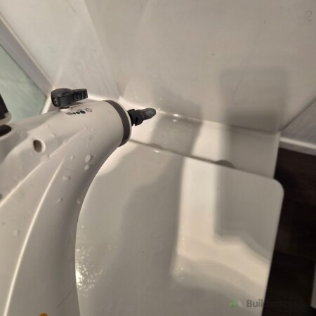 Steam gun toilet deep cleans
