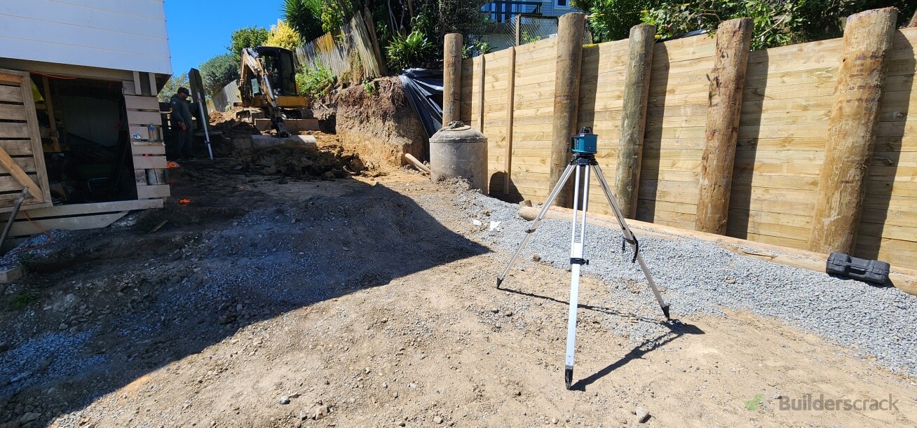 Retaining Wall Construction .