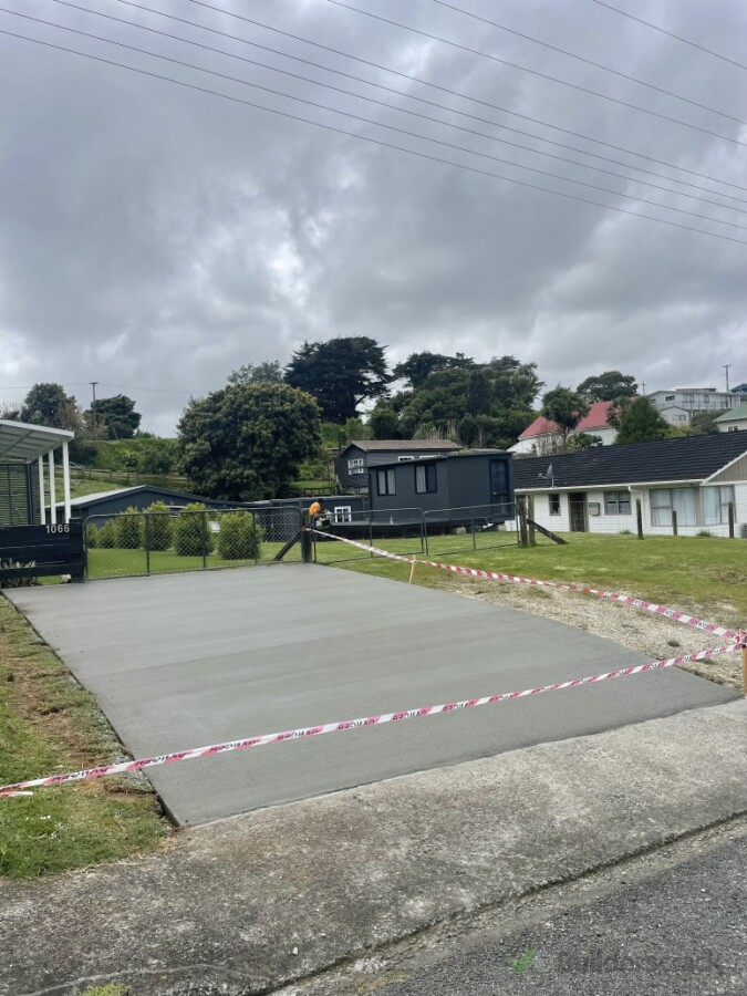 Driveway apron