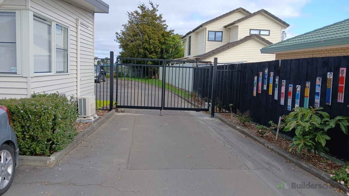 Metal Fence – Primary School