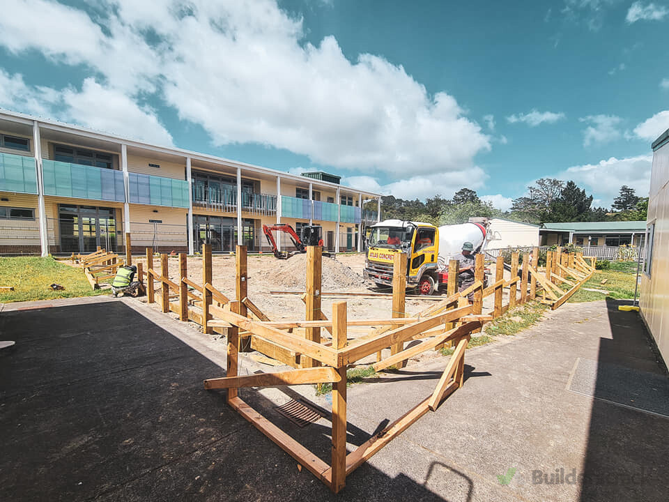 Retaining Wall Build for Long Bay School