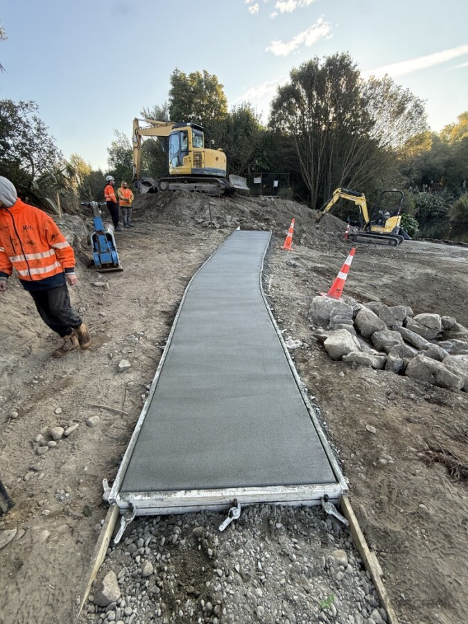 30mpa 150mm thick path for  Selwyn council