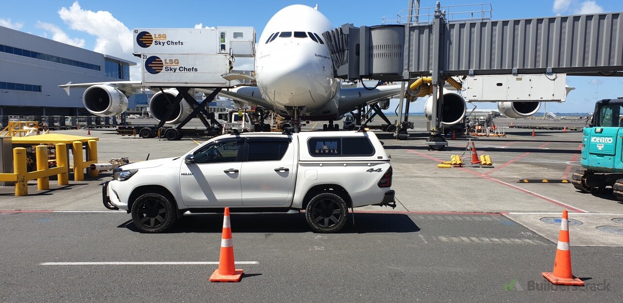 Auckland Airport Maintenance Work