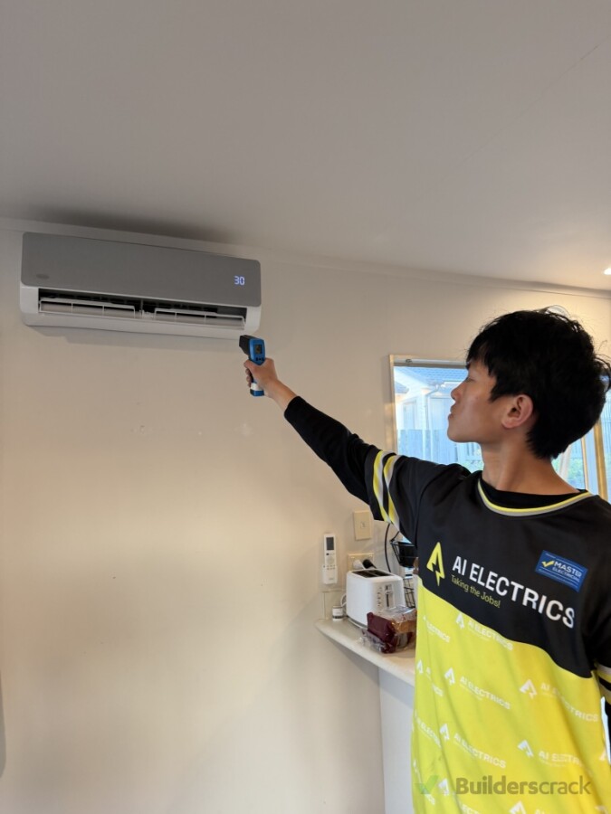 10 Years Warranty Heatpump AC