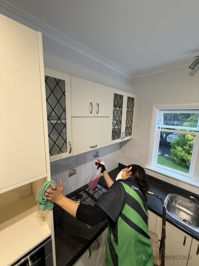 Kitchen deep Clean