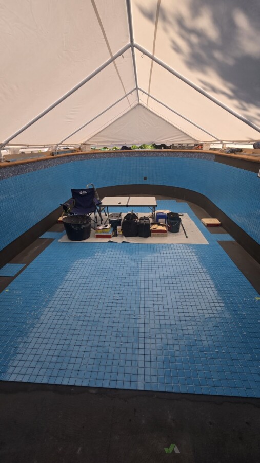 Laying Pool Mosaics