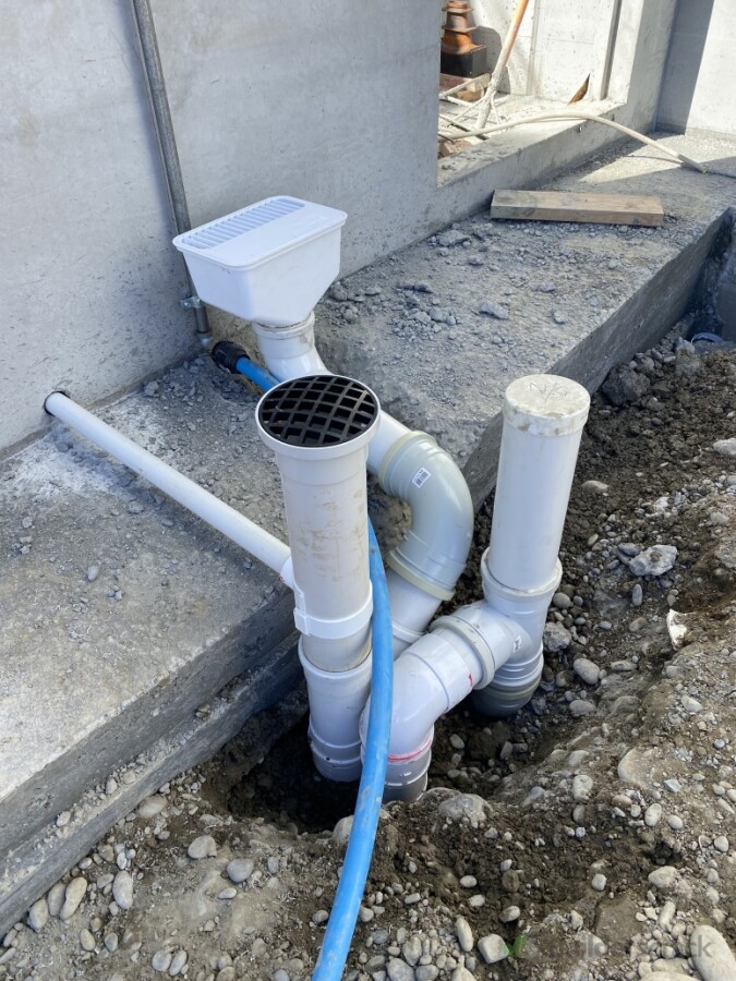 Tight connections for sewer