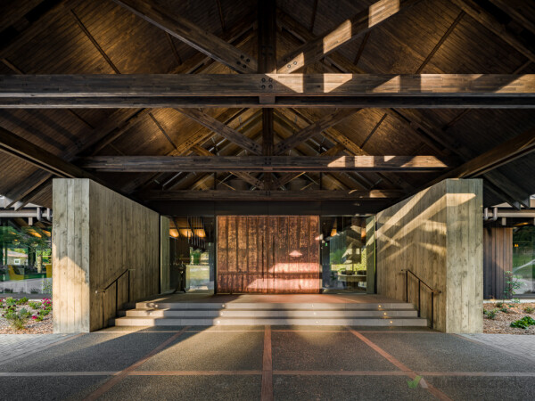 Flock Hill Lodge Restaurant, Lake Pearson Images by Dennis Radermacher - Lightforge