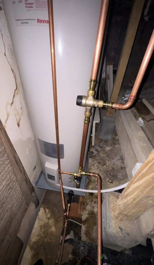 Hot water cylinder reconnection completed, with testing carried out to verify safe and correct operation