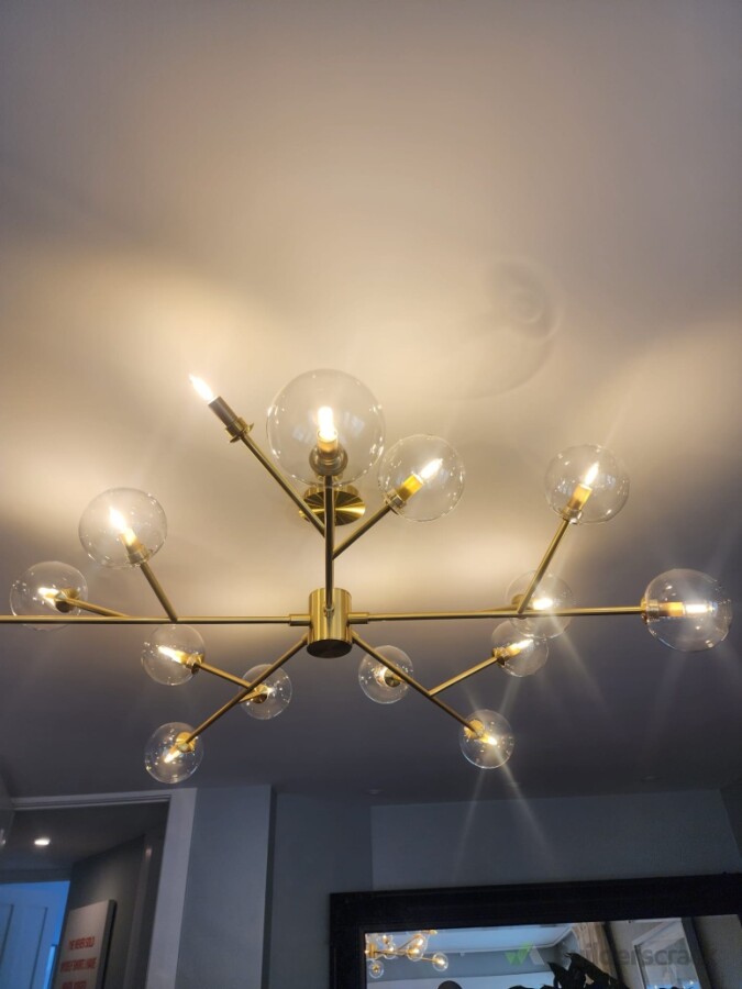 Pendant light Installations