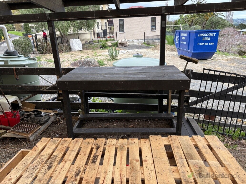 Potting table - after