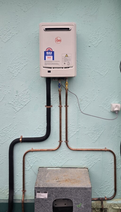 Instant hot water install
