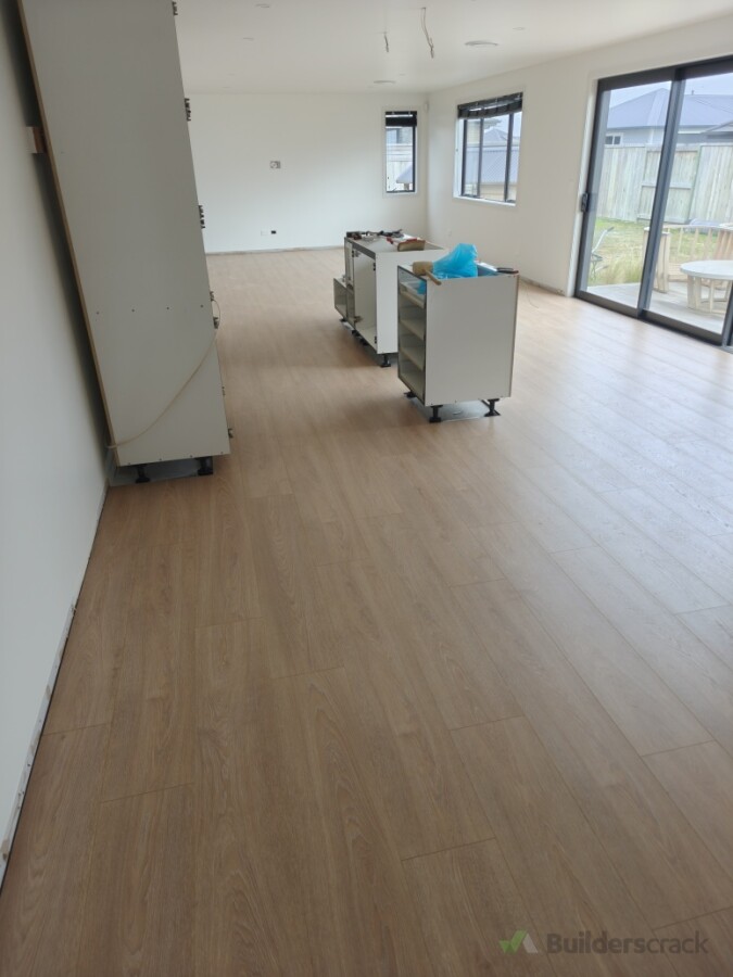 70sqm of fin floor laminate