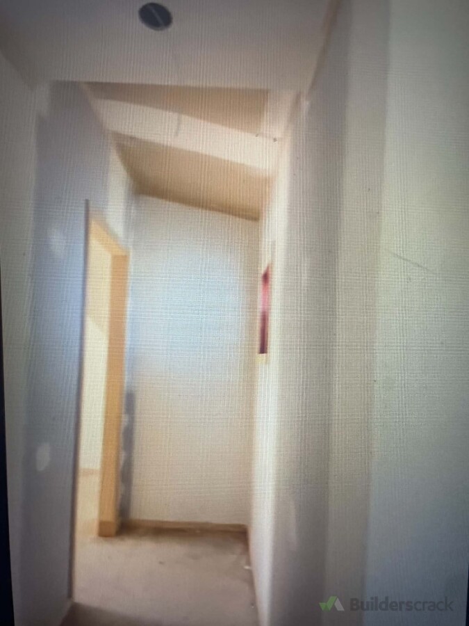 Plastering all hallways for preparation