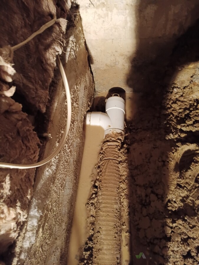 Cleared block chamber and redirect the water flow.