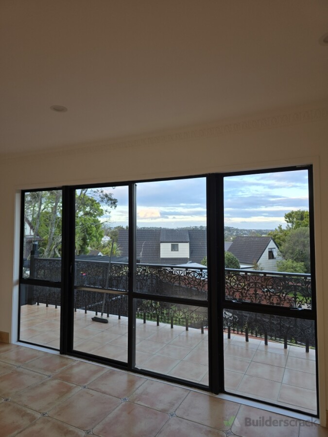 Windows are Cristal clean
