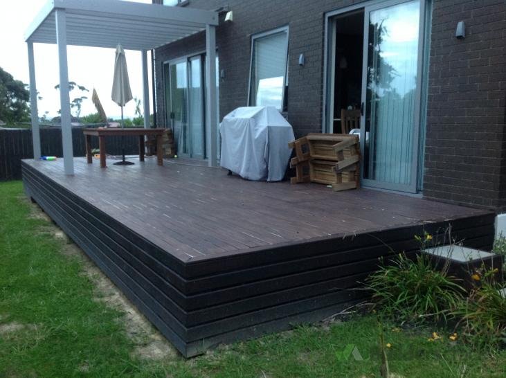 Glass or timber Balustrade for deck (#256376) | Builderscrack