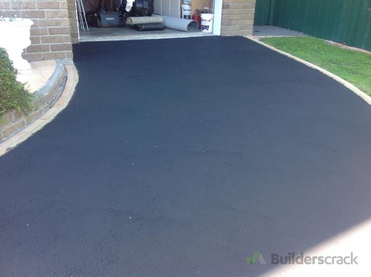 Re Surface Paint Asphalt Driveway 262658 Builderscrack   Large 