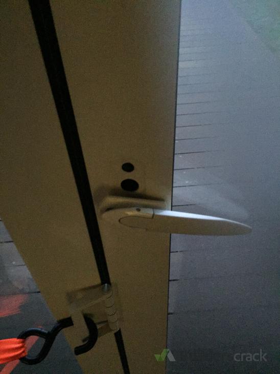 BiFold Aluminium Door Repair lock and adjustment ( 331044