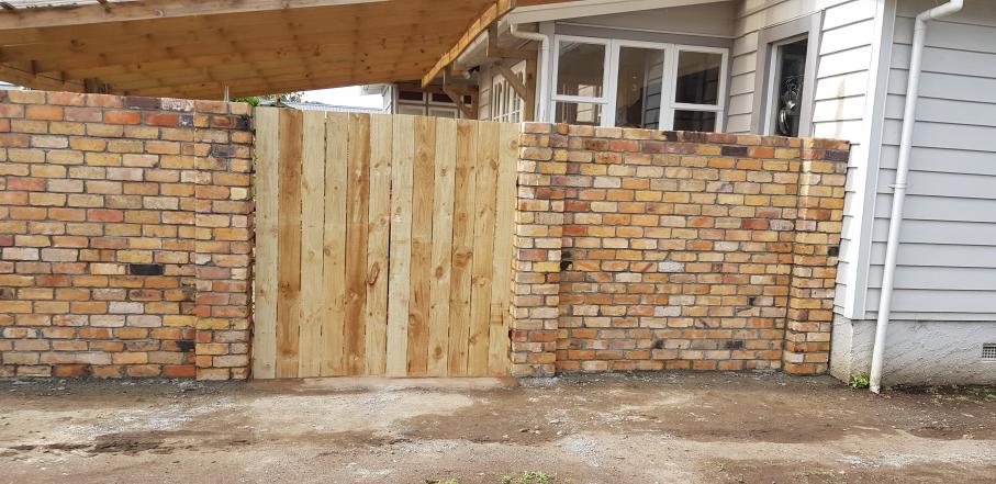 JJR Builders Ltd Builderscrack