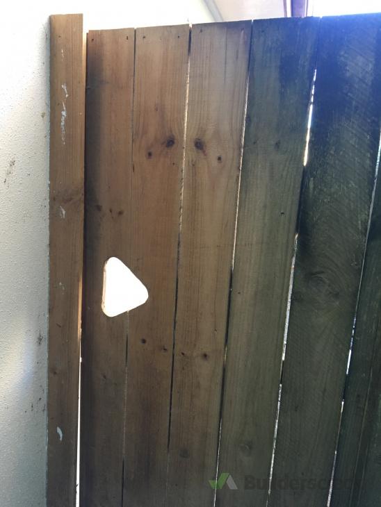 Fix a gate that wont close ( 348848) Builderscrack