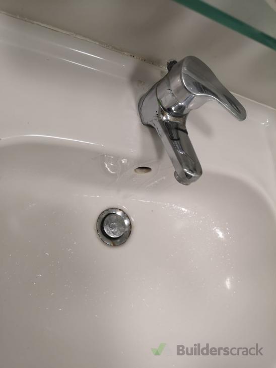 Replace a tap in wash basin (# 352723) | Builderscrack