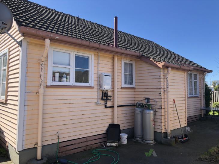 House exterior painting ( 394804) Builderscrack