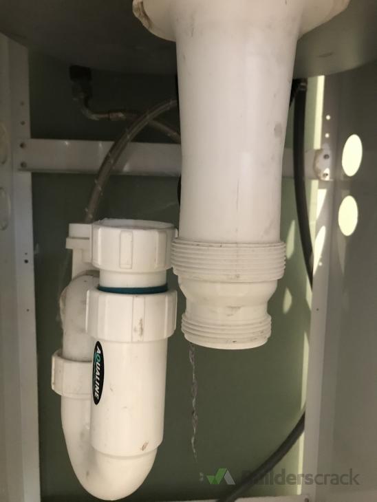 Laundry plumbing fitting replacement/repair ( 422332) Builderscrack