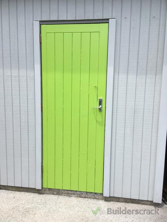 Fix shed door hinges ( 434055) Builderscrack