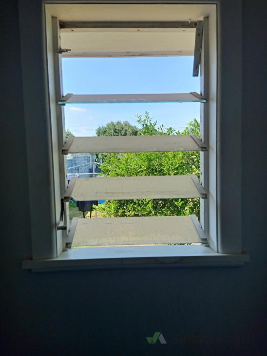 Bathroom window replacement ( 445825) Builderscrack