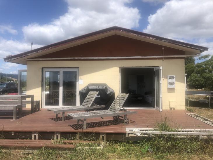 Portico Extension of Gable End ( 448325) Builderscrack