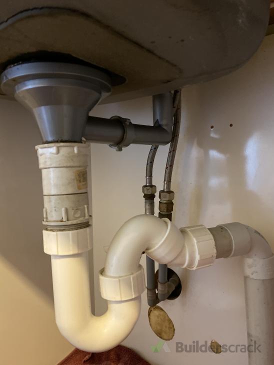 kitchen countertops that look like marble