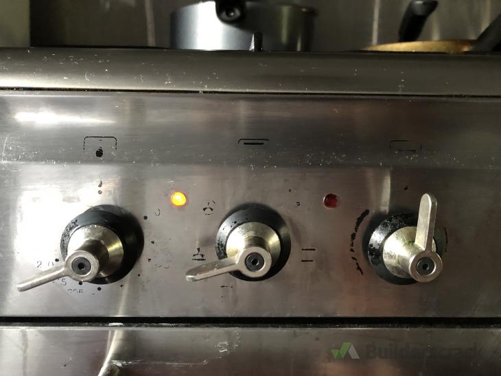 SMEG OVEN SERVICING ( 462622) Builderscrack