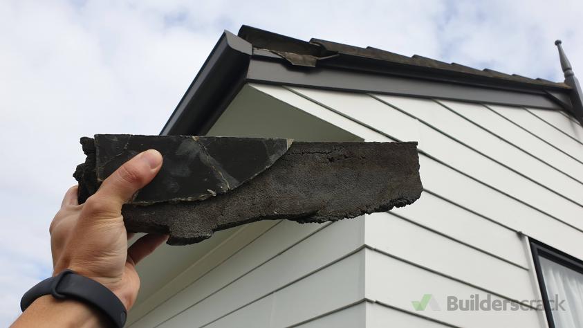 Roof edge repair ( 470109) Builderscrack