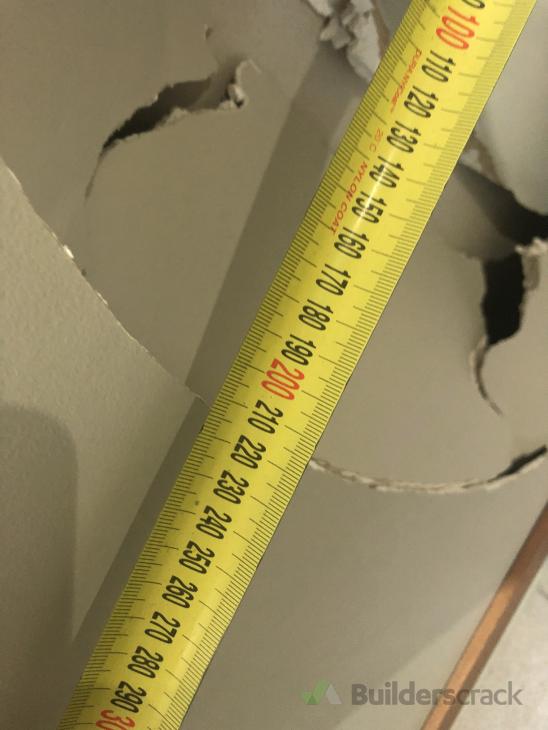 Gib Board hole repaired (# 472851) | Builderscrack