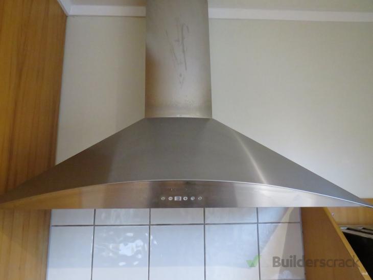 Leaking range hood flue, roof & gutter inspection ( 479357