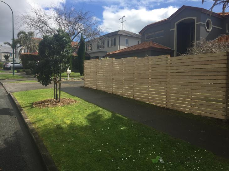 Fence for the front yard (# 500661) | Builderscrack