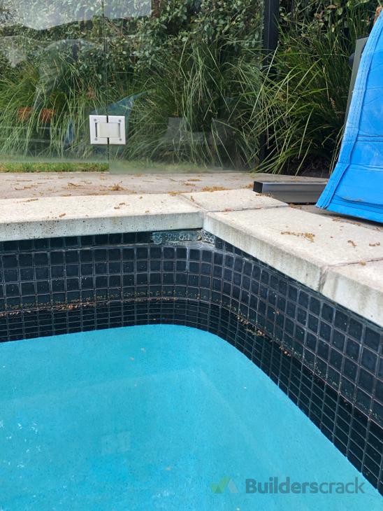 swimming pool tile repair