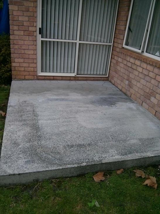 Tiling Outdoor Concrete Patio 100541 Builderscrack