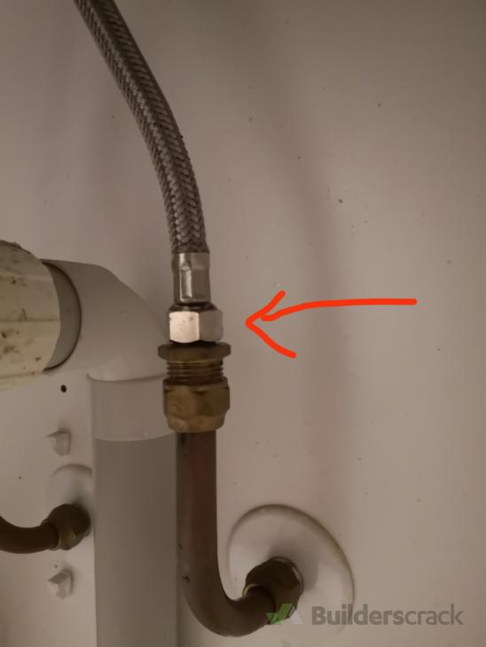 Leaking Kitchen Sink (# 555231) | Builderscrack