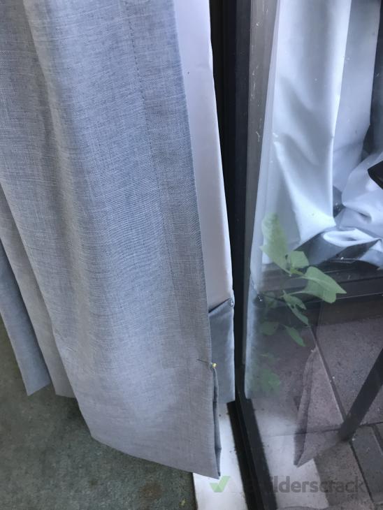 Hemming curtains ( 568462) Builderscrack