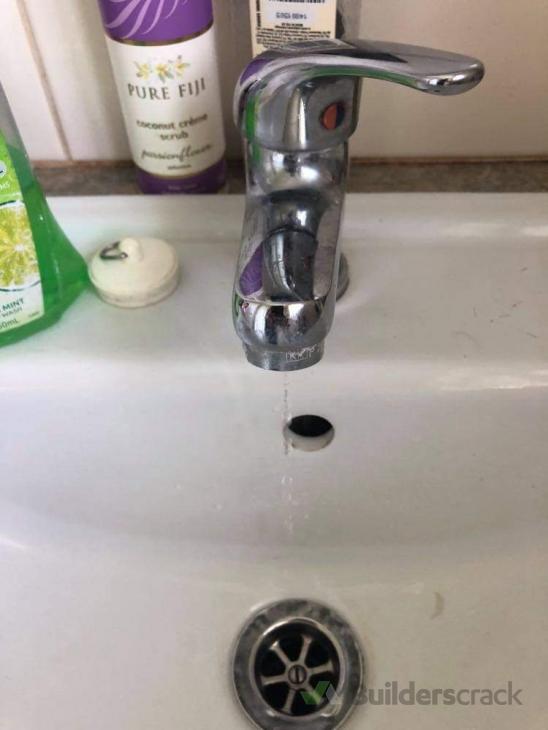 Fix leaky bathroom tap ( 571258) Builderscrack