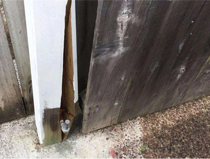 Repair or Replacement of gate post (# 575888) | Builderscrack