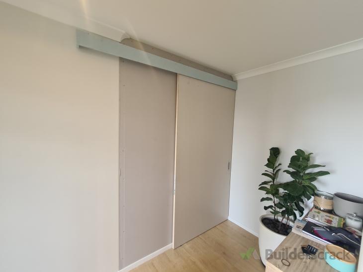 Plaster and Paint Extension wall and sliding door. ( 582380