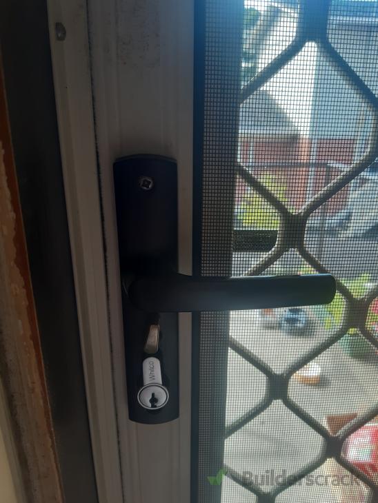 door lock screen