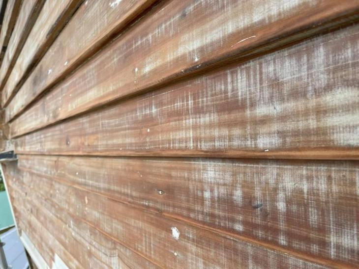 Remove old paint and sand weatherboard