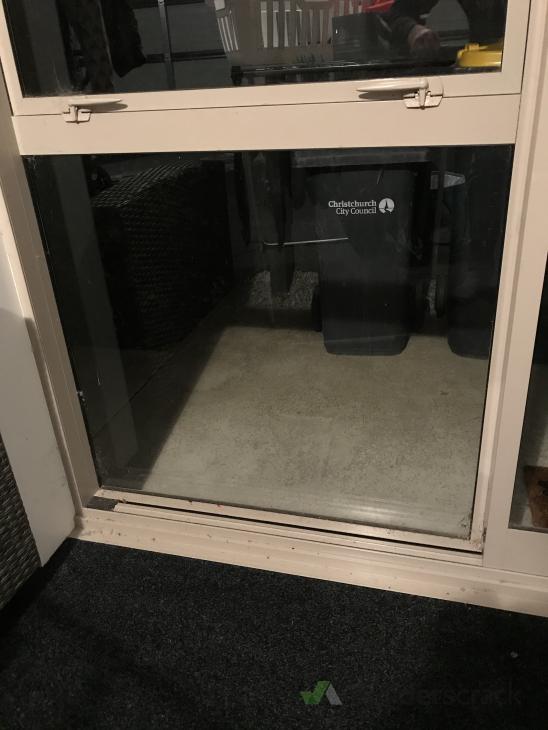 Cat flap Install Marshlands ( 600384) Builderscrack
