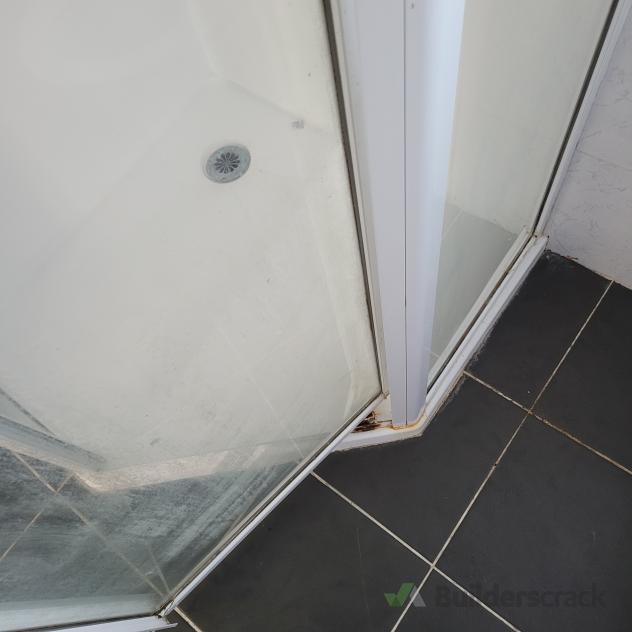Shower door repair ( 606499) Builderscrack