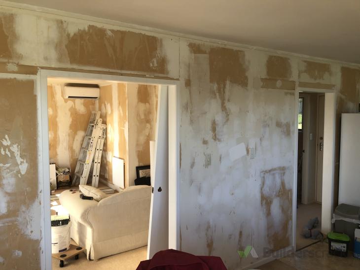 Remove wall in kitchen/living room ( 607372) Builderscrack