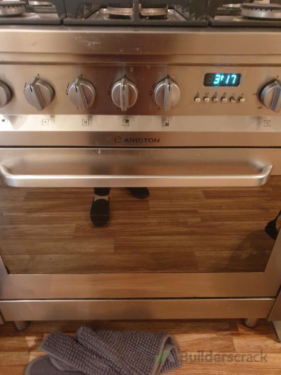 URGENT REPAIR NEEDED Ariston oven gas hob not working ( 579990